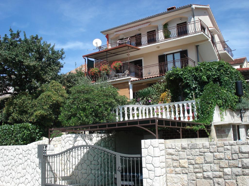 Apartment Dokic Цриквеница Экстерьер фото